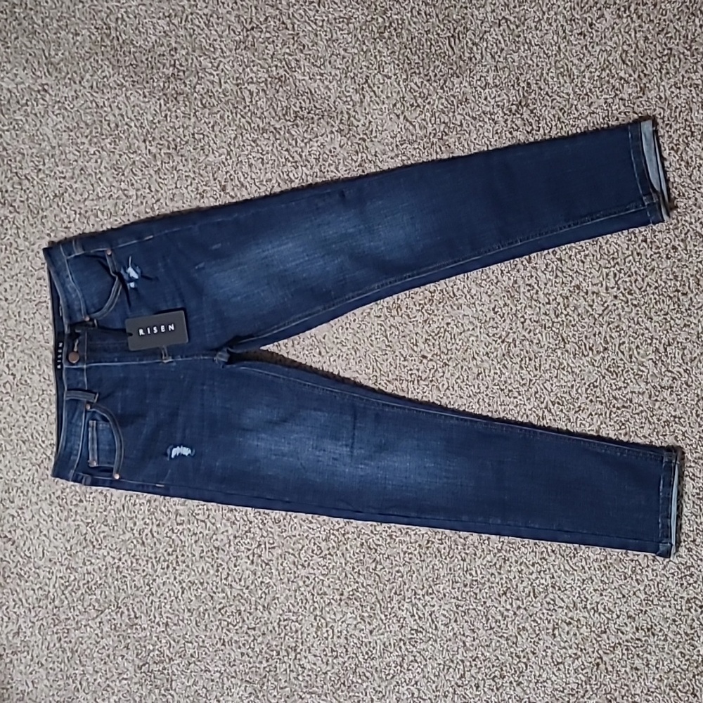 Risen Jeans